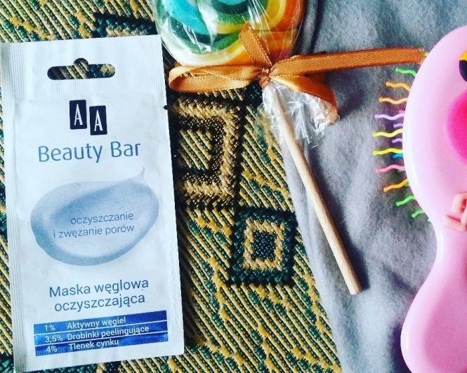 AA Beauty Bar, Maseczka do twarzy, Węglowa, Oczyszczająca