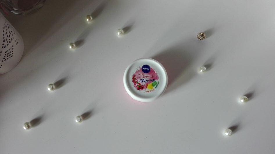 Nivea - kream nawilżający - charming