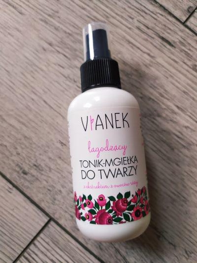 Vianek Tonik - mgiełka do twarzy, Seria różowa, Łagodzący