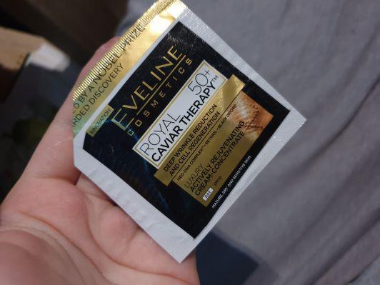 Eveline Royal Caviar Therapy, Krem-koncentrat do twarzy, Intensywne ujędrnienie i regeneracja komórek, Luksusowy, Redukujący zmarszczki, Na dzień, 50+