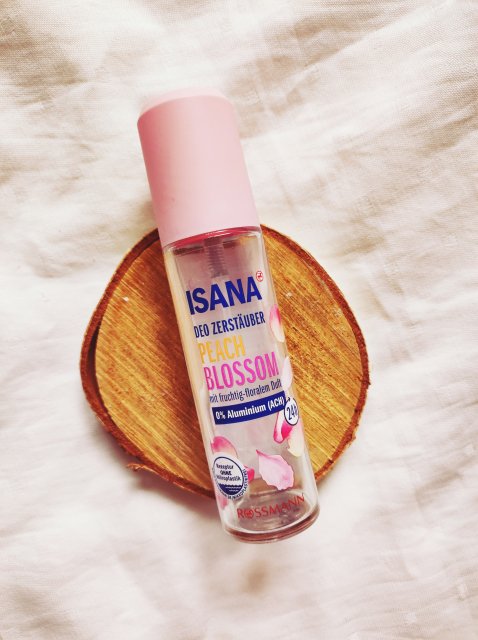 Isana Antyperspirant w sprayu, Peach Blossom