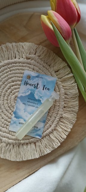 unicornlab Serum do twarzy, Honest Tea, Olejowe, Na bazie witaminy C, Rozjaśniające