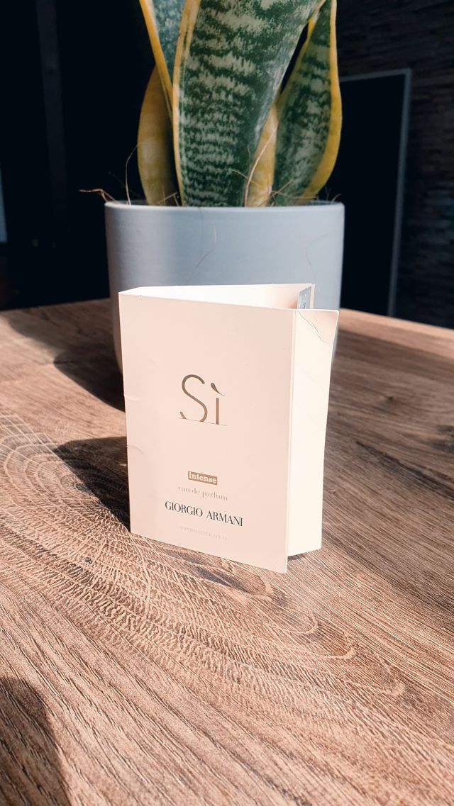 Giorgio Armani Woda perfumowana, Si Intense EDP