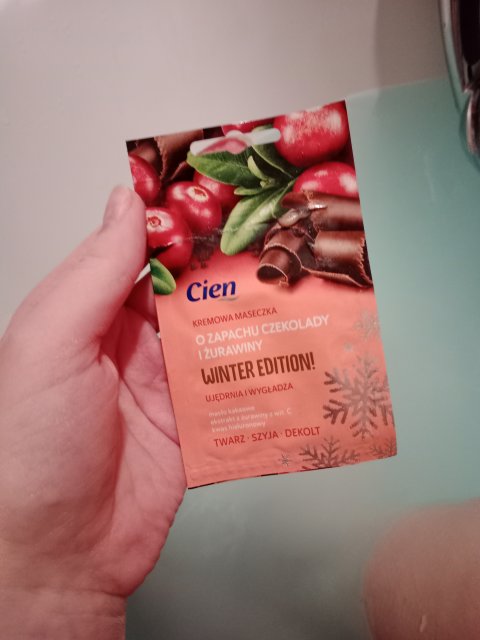 Cien Maseczka do twarzy, Winter Edition!, O zapachu czekolady i żurawiny