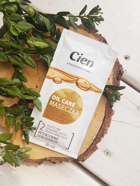 Cien Professional, Maska do włosów, Oil Care, Odbudowująca, Z drogocennym olejkiem Makadamia