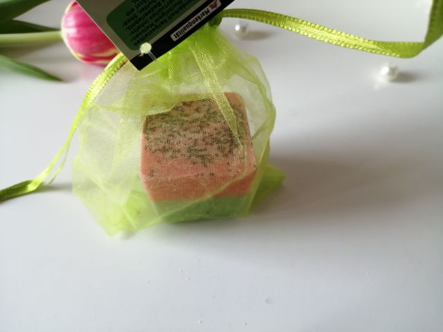 kostka do kąpieli melon