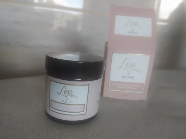 Less is more Krem do twarzy, Jojoba z lukrecją