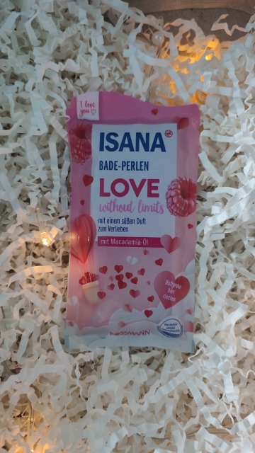 Isana Antyperspirant w sprayu, Love Without Limits