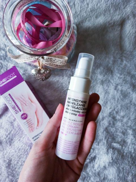 SheFoot Professional, Krem intensywne nawilżanie i wygładzanie do stóp, Anti-Aging