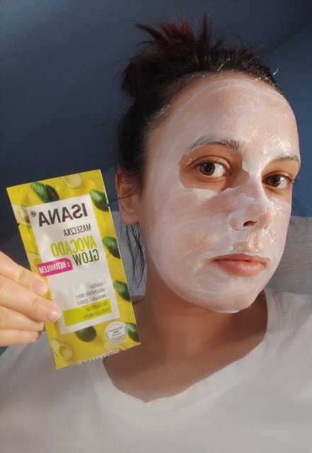Isana Maseczka do twarzy, Avocado Glow, Z retinolem