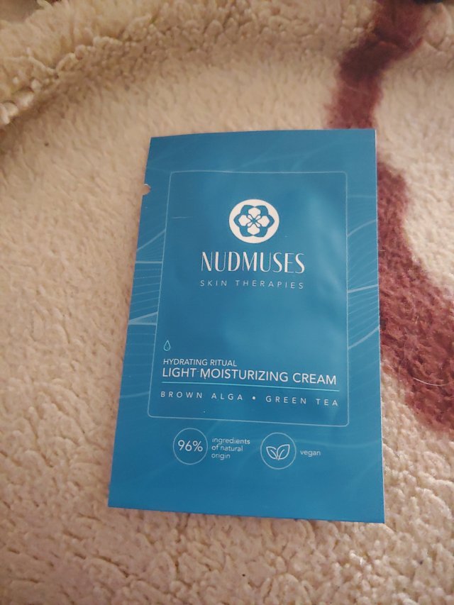 Nudmuses Krem do twarzy, Hydrating Ritual, Lekki, Nawilżający, Brown Alga & Green Tea