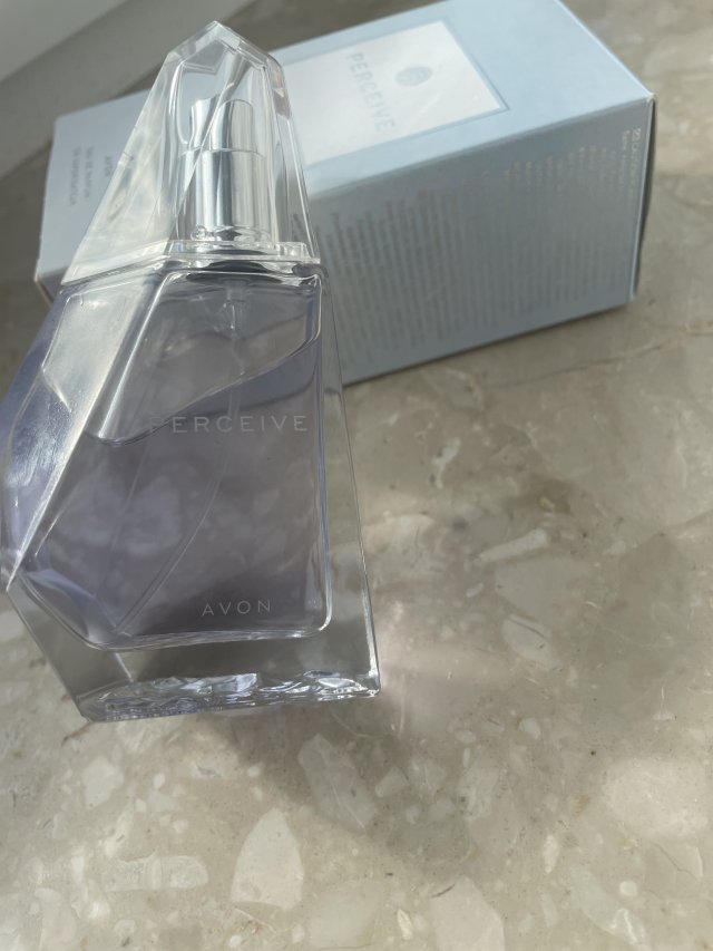 Avon perfumy perceive