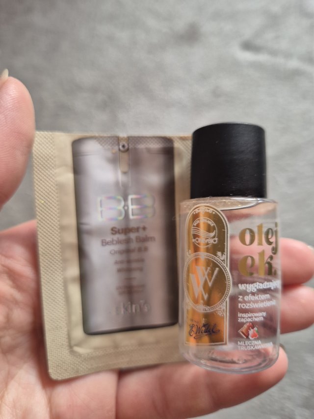 Denkowanie część druga :) Sierpień: Miniaturki ( do 100ml ), saszetki i próbki