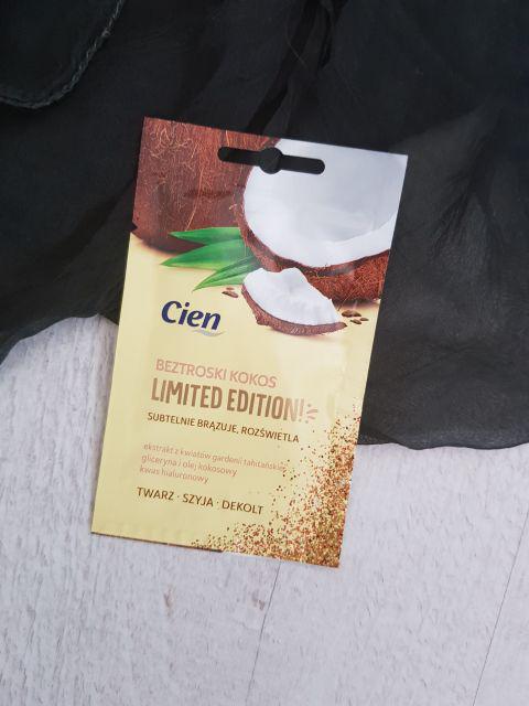 Cien Maseczka do twarzy, Limited Edition!, Subtelnie brązuje i rozświetla, Beztroski kokos
