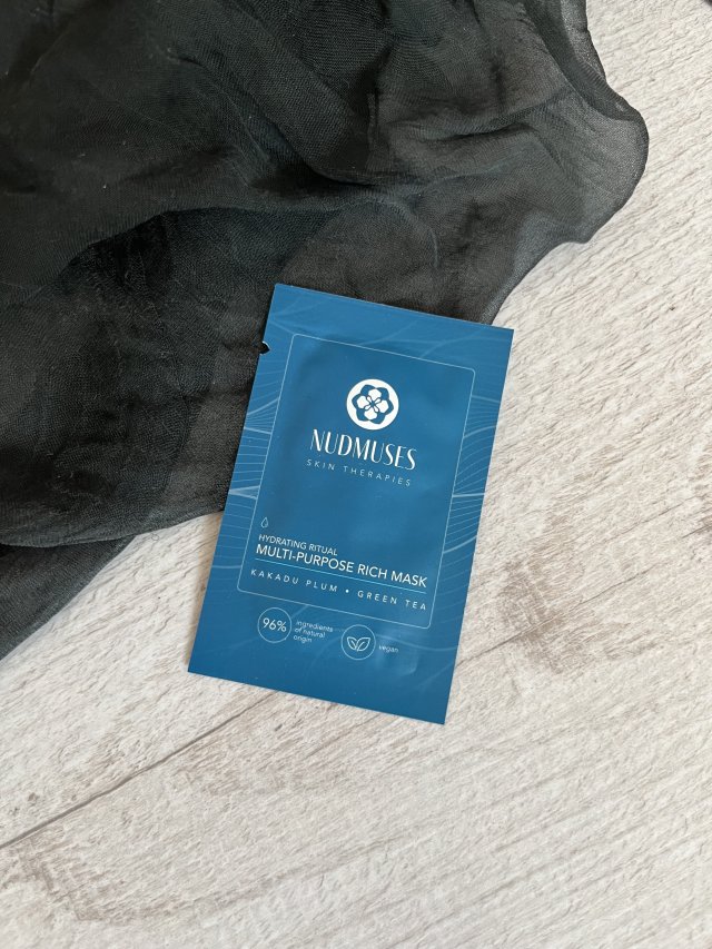 Nudmuses Maska do twarzy, Hydrating Ritual, Wielozadaniowa, Nawilżająca, Kakadu Plum & Green Tea