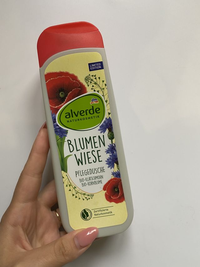 akcja denkowanie! grudzień - kosmetyki w świątecznych opakowaniach i świątecznych kolorach 🎄❄️⛄🎀🎁🎅