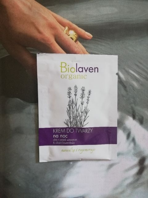 Biolaven Krem do twarzy na noc, Nawilża i regeneruje, Olej z pestek winogron i olejek lawendowy