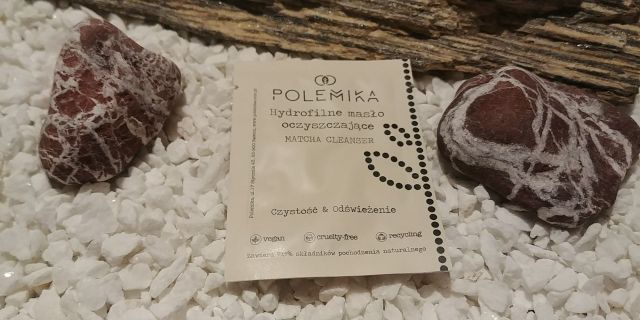 Polemika Hydrofilne masło oczyszczające