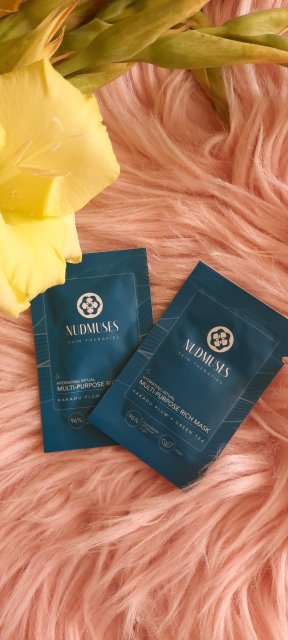 Nudmuses Maska do twarzy, Hydrating Ritual, Wielozadaniowa, Nawilżająca, Kakadu Plum & Green Tea