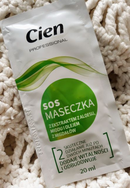 Cien Maska do włosow, SOS z ekstraktem z aloesu