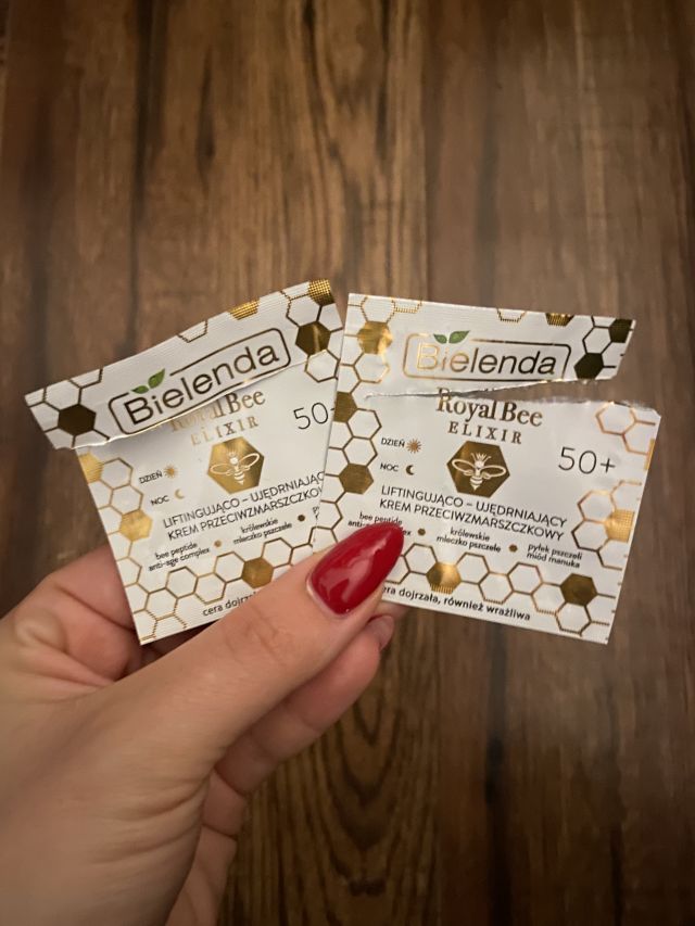 akcja denkowanie! grudzień - kosmetyki w świątecznych opakowaniach i świątecznych kolorach 🎄❄️⛄🎀🎁🎅