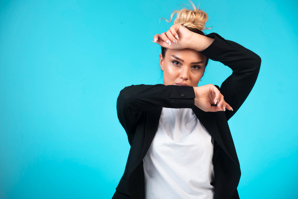 infoblog dresscloud Niewidoczna siła stylizacji. Dlaczego to, co nosisz pod spodem, definiuje Twój look?