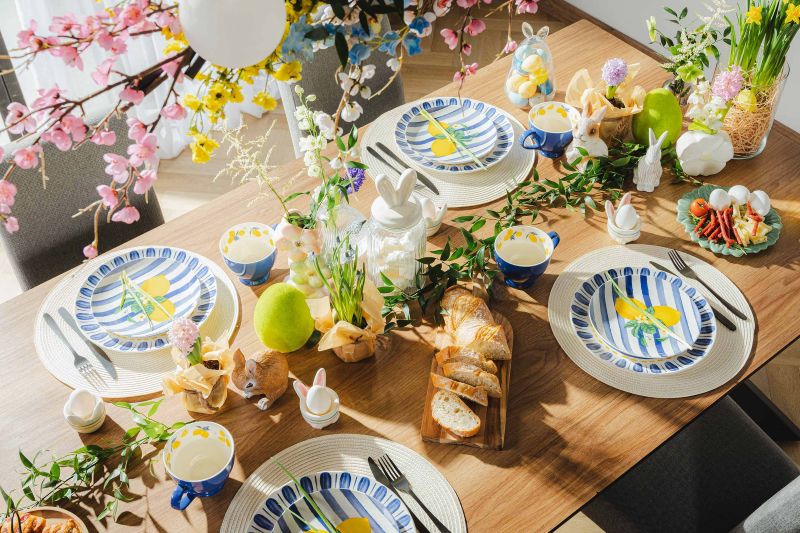 infoblog dresscloud Wielkanoc 2026: jak przygotować stół, aby zachwycił gości?