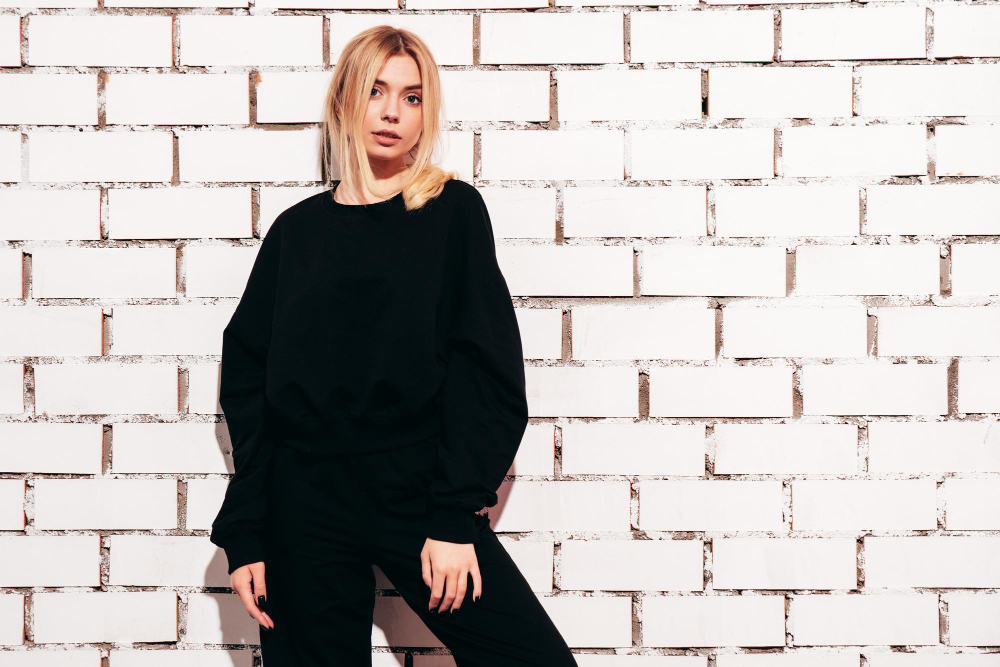 infoblog dresscloud Jakie bluzy damskie oversize wybrać do casualowych stylizacji na co dzień?