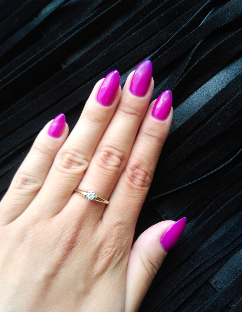 Pokaż swoje paznokcie