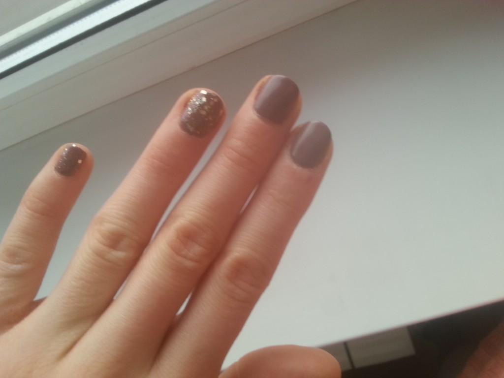 Pokaż swoje paznokcie