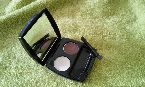 Coś do podkreślania brwi ? ;)