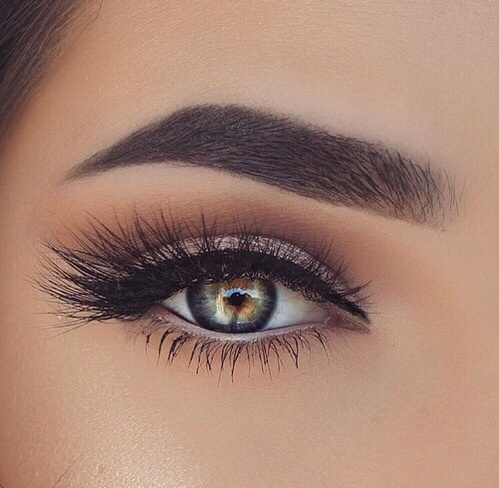 Czerwona kiecka, jakie dodatki?