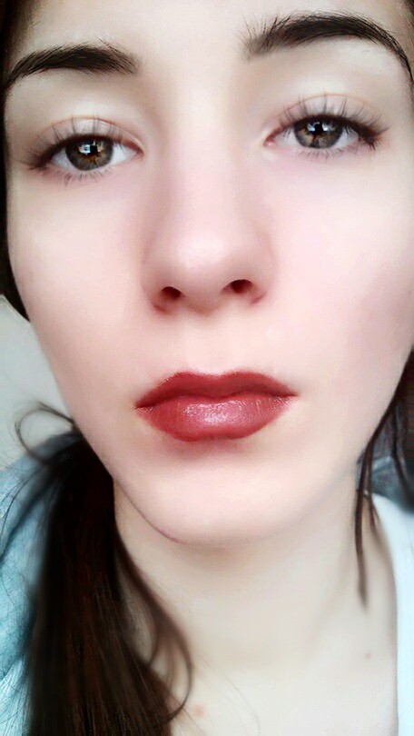 w makijażu i bez...