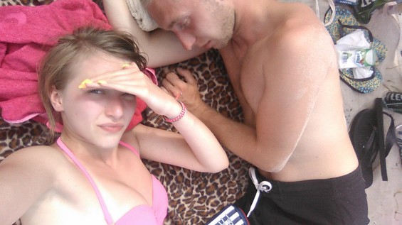 w makijażu i bez...