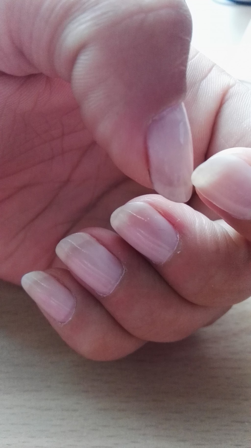 Pokaż swoje paznokcie