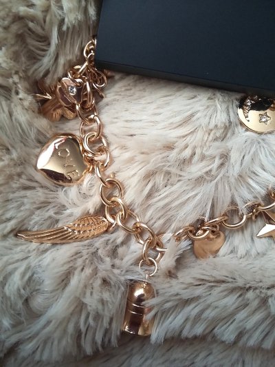 Wymiana kosmetyczna X