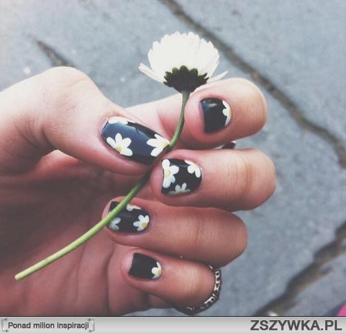 Wielkanocne paznokcie