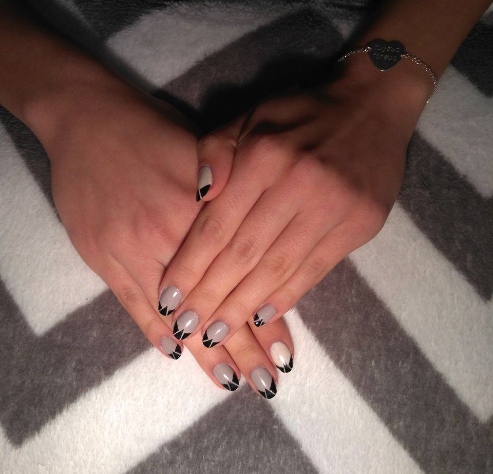 Pokaż swoje paznokcie