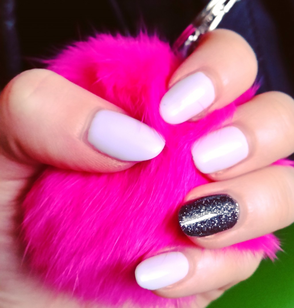 Pokaż swoje paznokcie