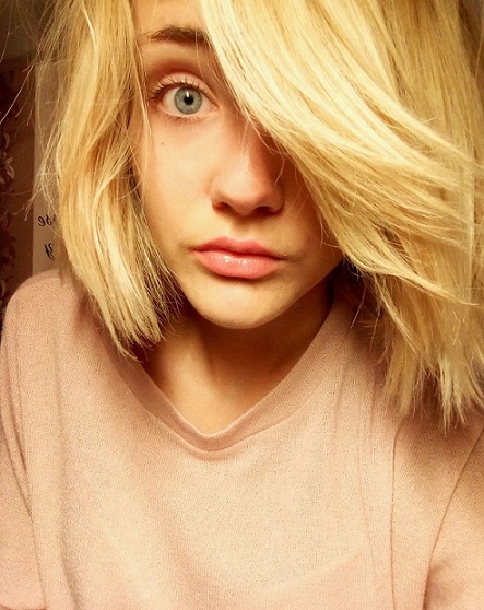 w makijażu i bez...