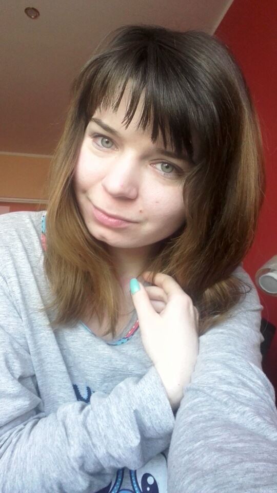 w makijażu i bez...