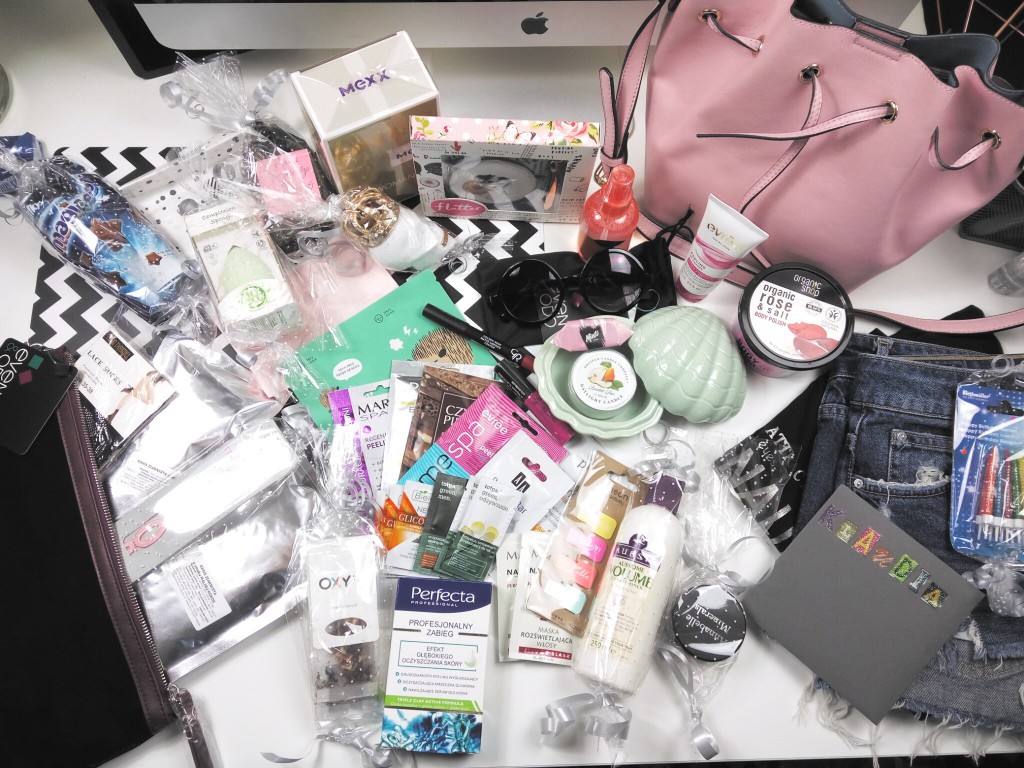 ✩ Kalendarz urodzinowy Clouders ✩