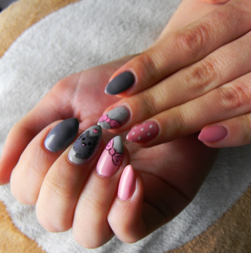 Pokaż swoje paznokcie