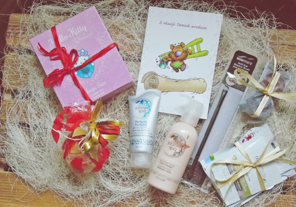 ✩ Kalendarz urodzinowy Clouders ✩