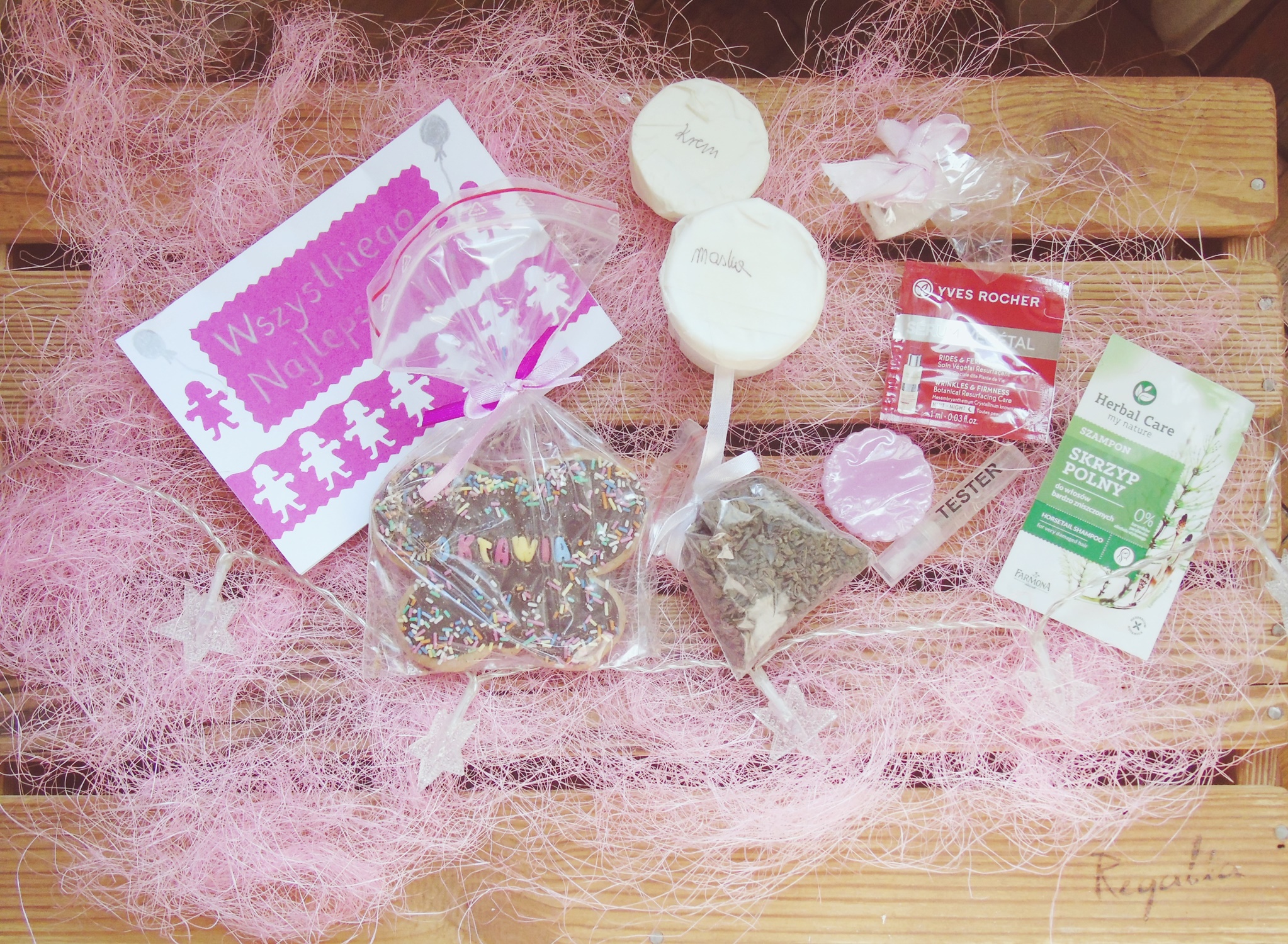 ✩ Kalendarz urodzinowy Clouders ✩