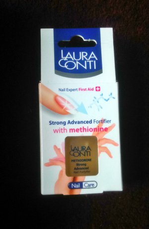 kosmetyki odzywki do paznokci