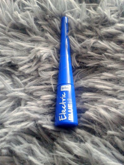 kosmetyki eyelinery kredki do oczu i brwi