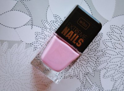 kosmetyki lakiery do paznokci wibo