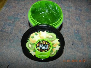 kosmetyki peelingi rossmann