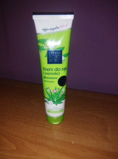 kosmetyki do pielegnacji dloni cztery pory roku